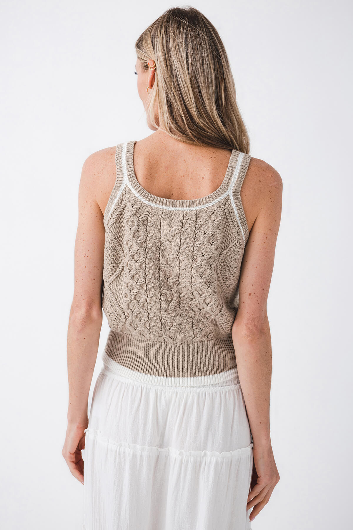 Linda Scoop Neck Crop Cami