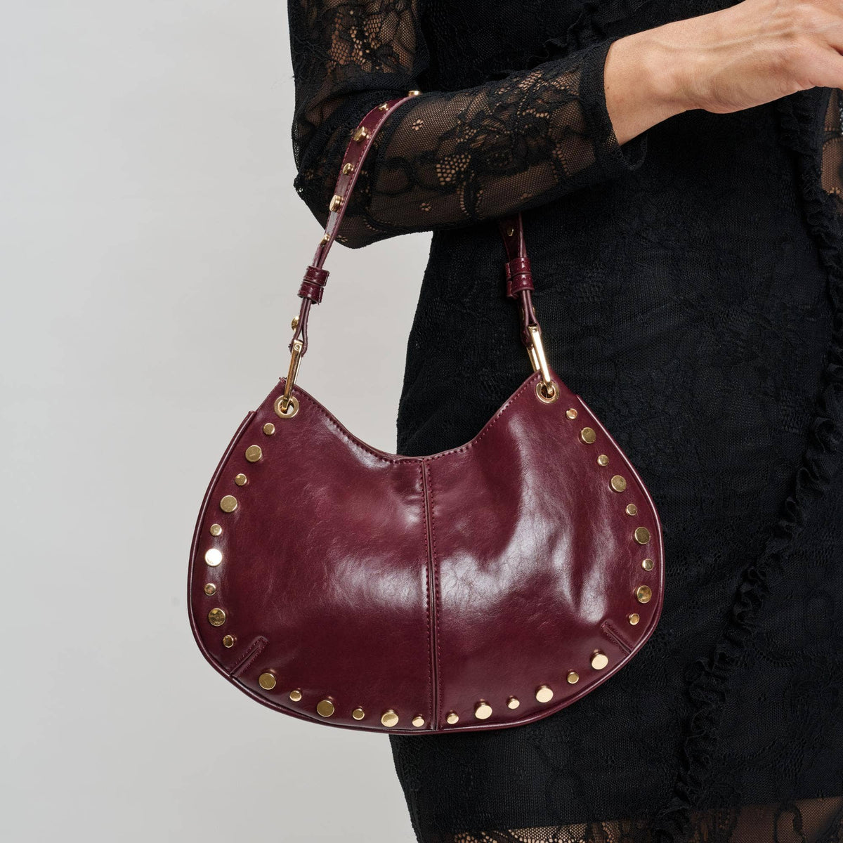 Nova Crossbody