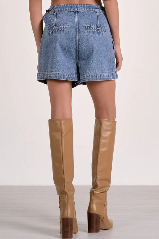 7 Skort Slanted Front