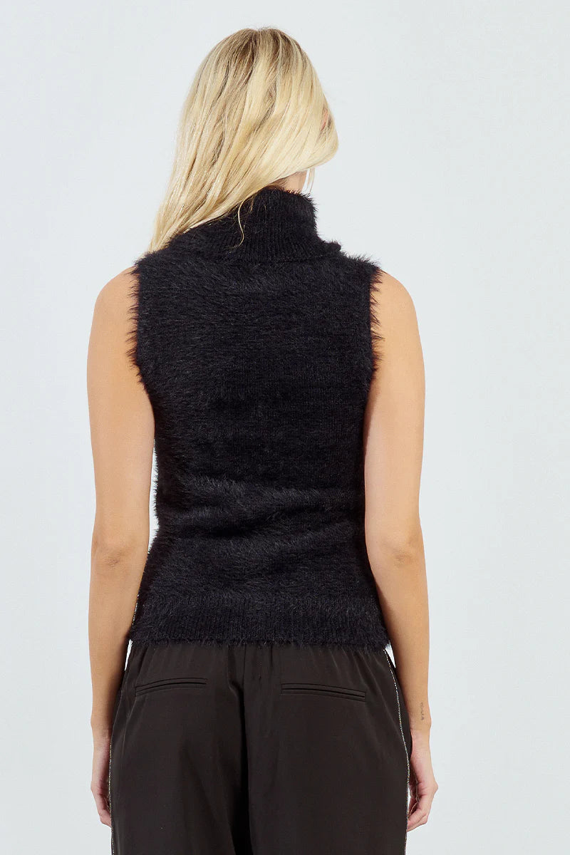 Knitted Sleeveless Sweater- Black